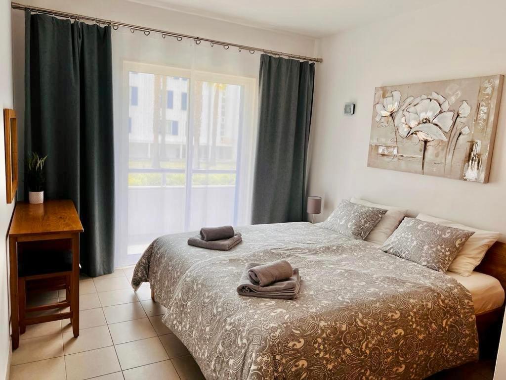 Angies Marina Apartment, Includes 2 Free Passes For The Marina Pool Lagos Exterior photo